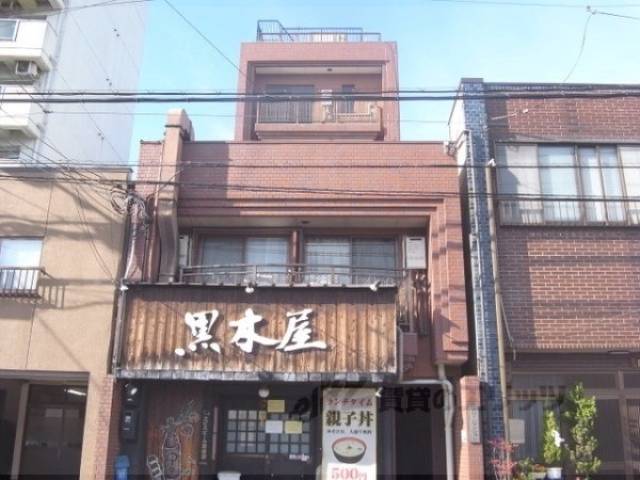グリーンマンション外観写真1