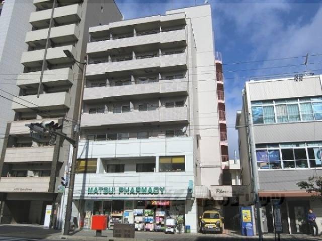 ファーマシー21外観写真1