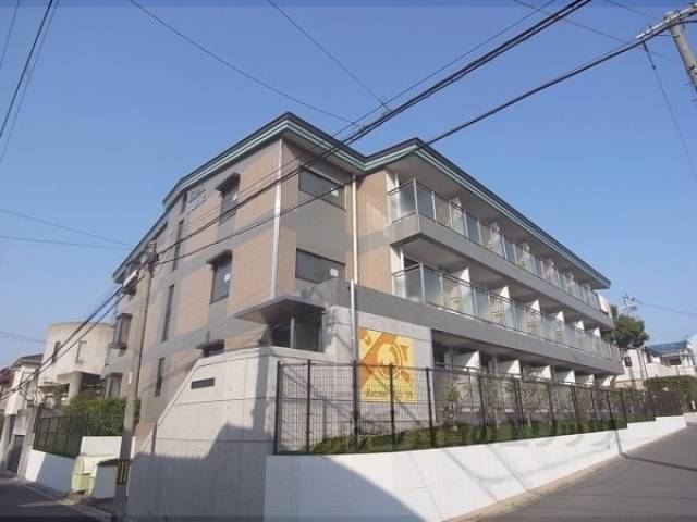 Ｒａｃｒｏｓｓ桃山外観写真1