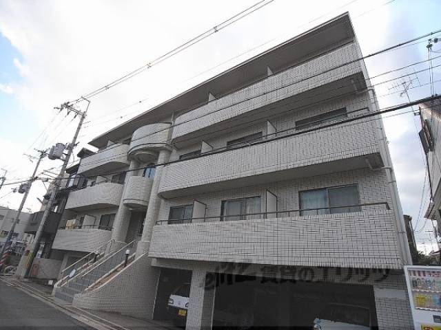 ドラル西院外観写真1