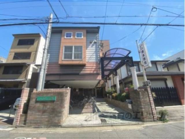 サンプラザ三越外観写真2