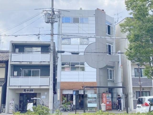 コスモハイツ里ノ内外観写真3