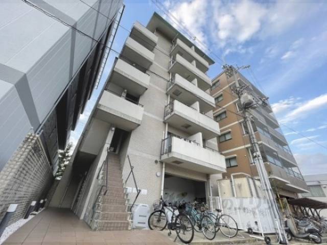 第二百合マンション外観写真1