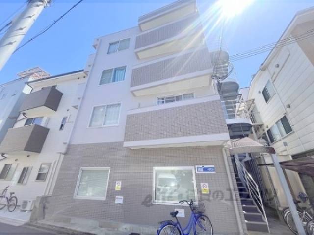 エルペキーニョ外観写真2