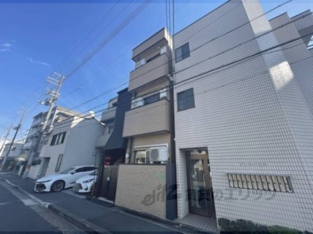 メゾン大垣外観写真1