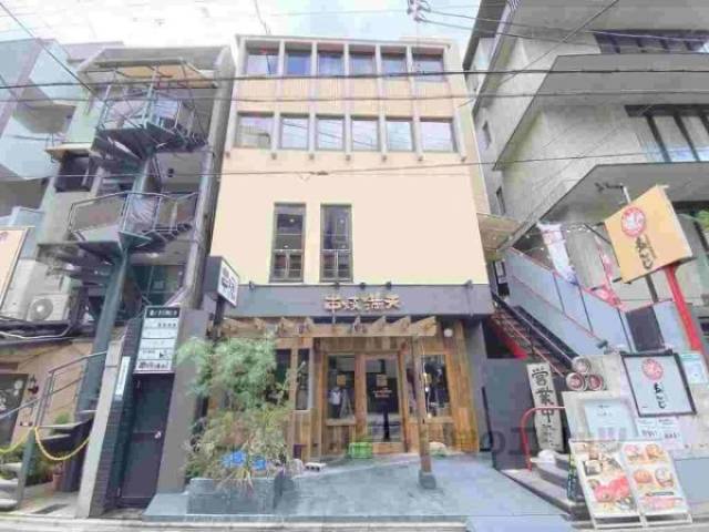 星の子六角ビル外観写真1