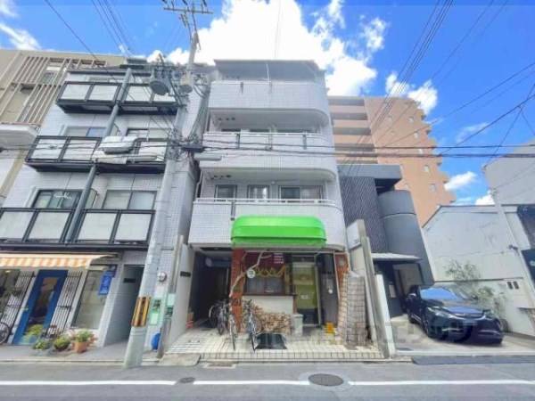 004040の外観写真