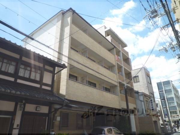004110の外観写真