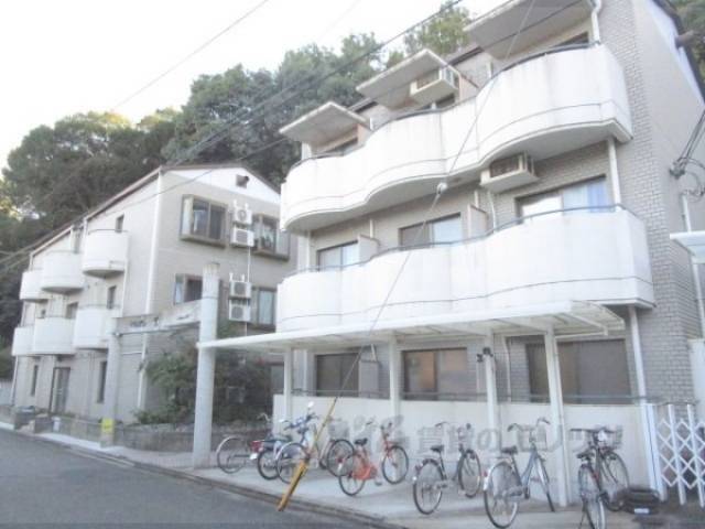 ヴィラ紫野外観写真1