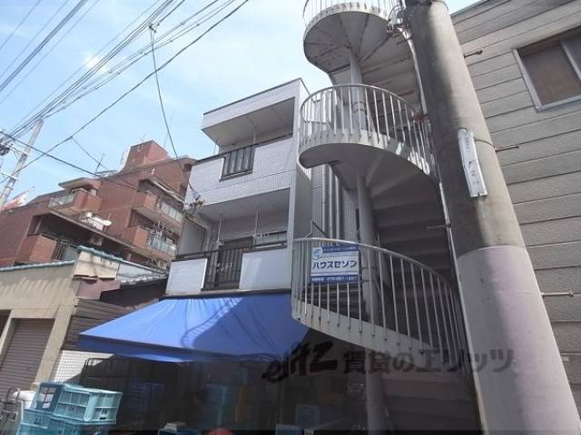 アーバン出町外観写真2