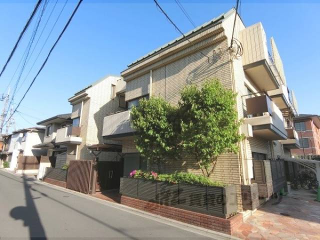 ヴィレッタ御苑前外観写真2