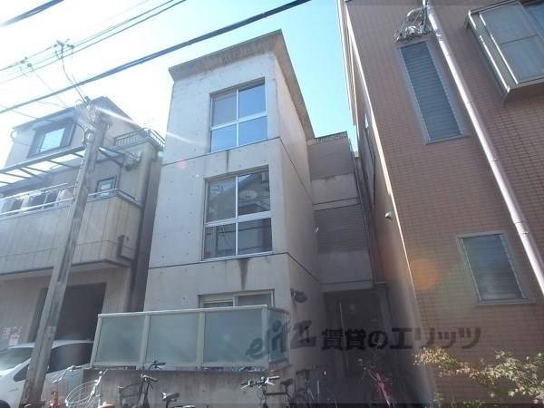 004252の外観写真