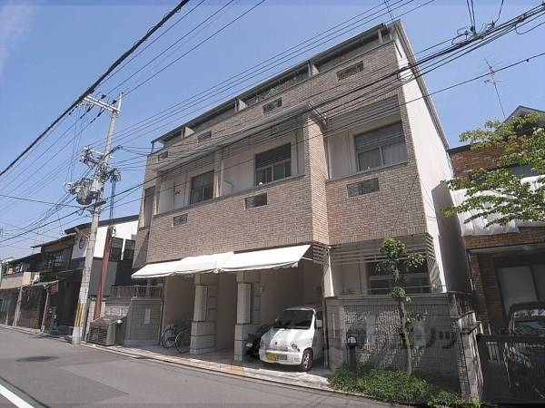 004258の外観写真