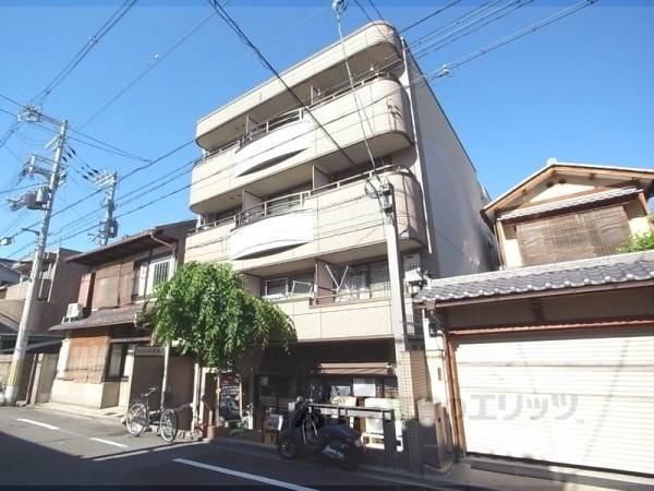004377の外観写真