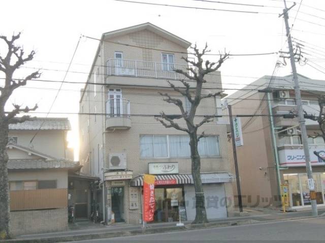 一里山ユーベルハイム外観写真1