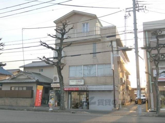 一里山ユーベルハイム外観写真2