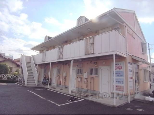 アーバンパレス外観写真1