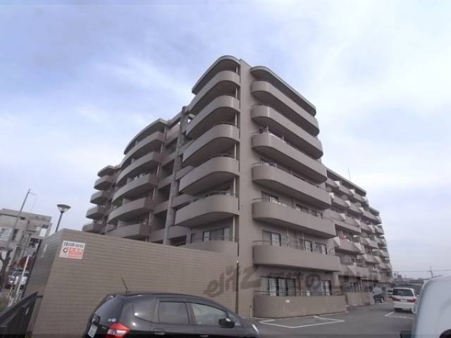 インペリアルパレスリバーサイド外観写真1