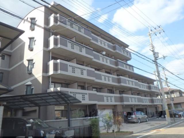 ファースト外観写真1