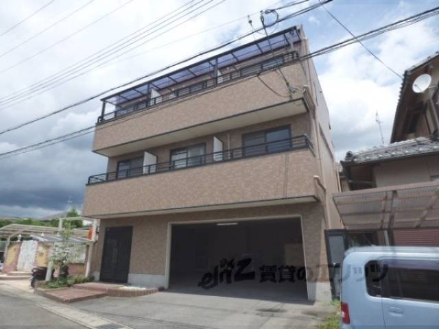 サンコーマンション外観写真2