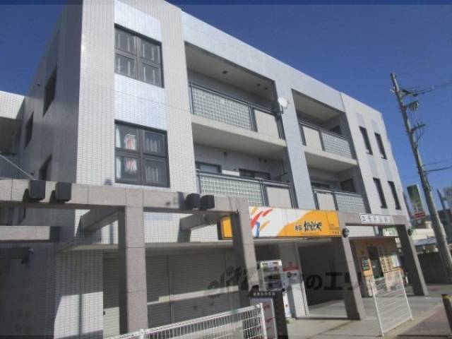 コモド長岡京外観写真2