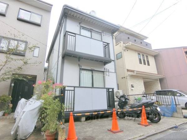 004680の外観写真