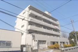 ドエルツクマ外観写真