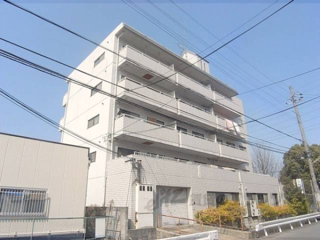 ドエルツクマ外観写真1