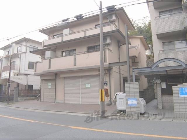 ライブコート神山外観写真3