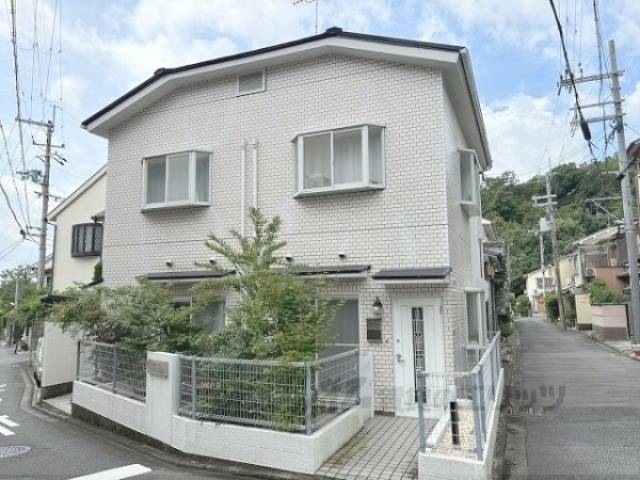 カサディアン衣笠外観写真1