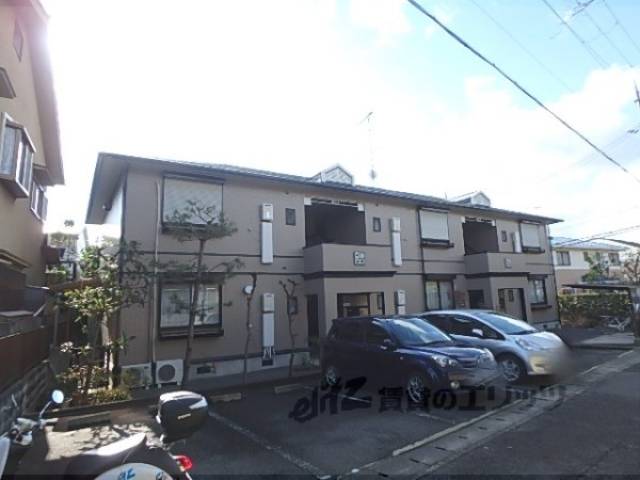 メルベーユ鳴鶴外観写真2