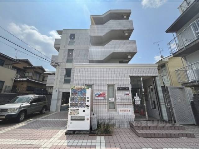 ラ・フロール小山外観写真1