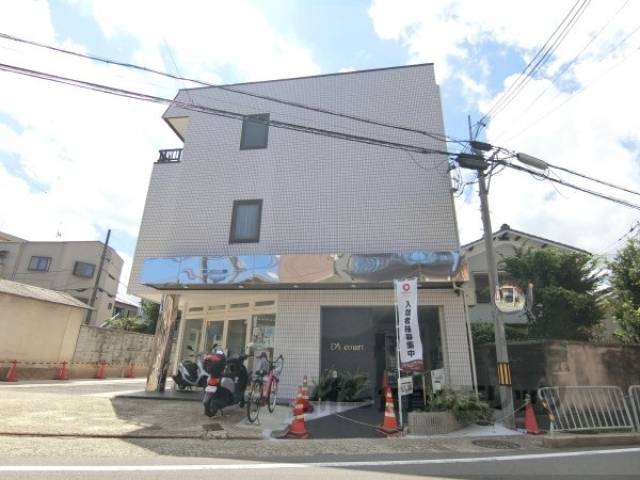 Ｄ’ｓ　Ｃｏｕｒｔ外観写真2