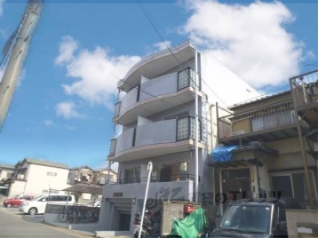 メゾンマロニエ外観写真1