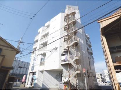 アン・ブランシュ外観写真1