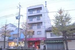 サーシャ西陣外観写真