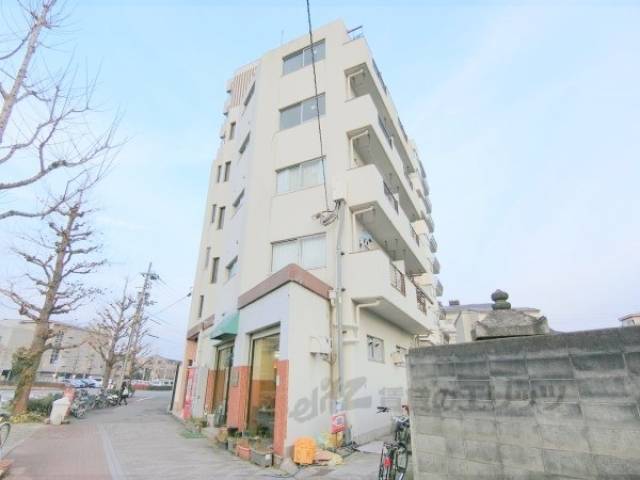 セブンスパークアパートメント外観写真2