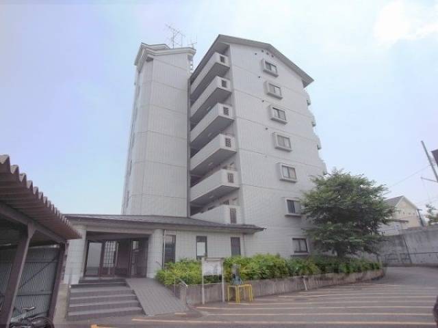 第３６長栄ガーデンハイツヤマキ外観写真1