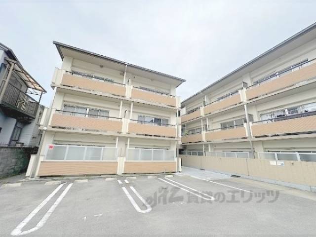ヴィラ白川山手外観写真2