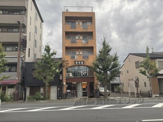 FIVE STAR神宮外観写真2