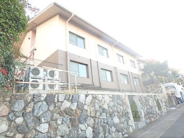 ハイツ金閣外観写真1