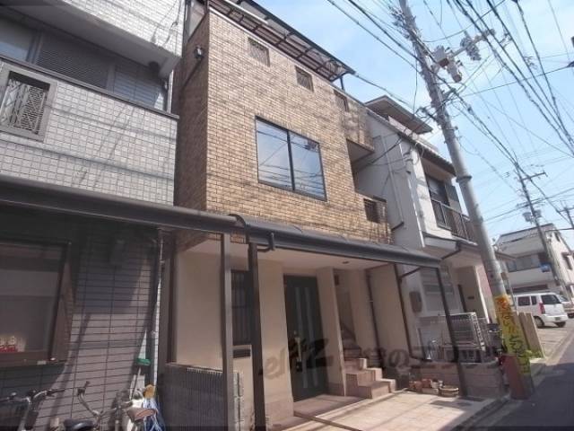 ハイツ中安外観写真1