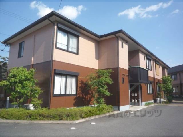 ＣＬＡＩＲ嵯峨外観写真1