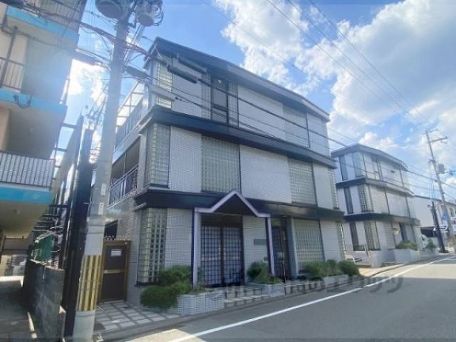 グランドールワタナベ１外観写真3