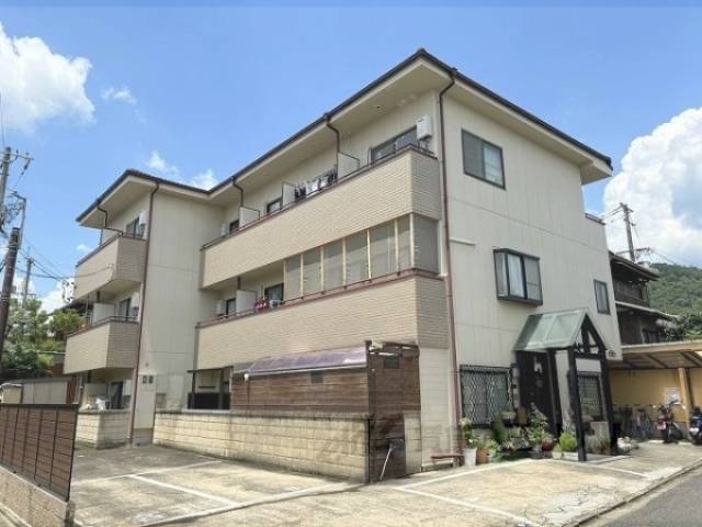 シェモア衣笠外観写真1