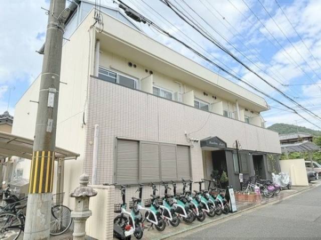 モンブランスギエ外観写真1