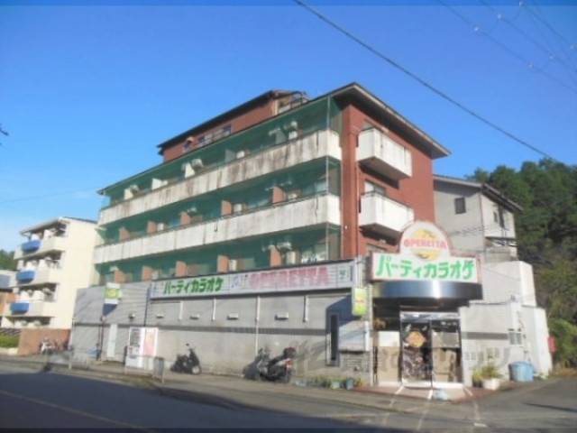 ロイヤルプラザ外観写真1