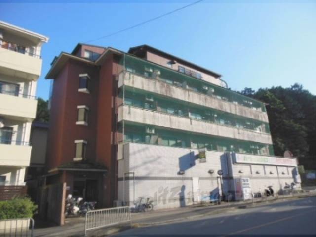 ロイヤルプラザ外観写真3