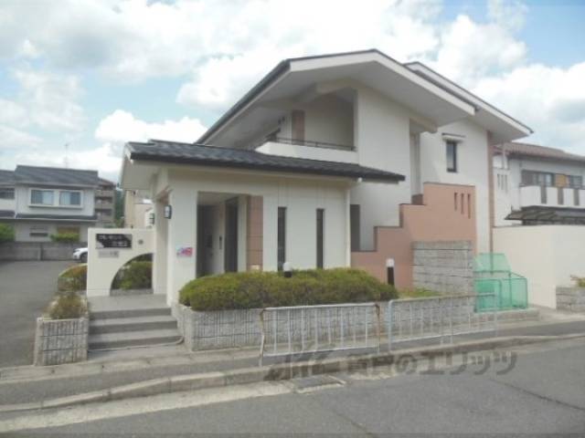クレセント三宝２外観写真2