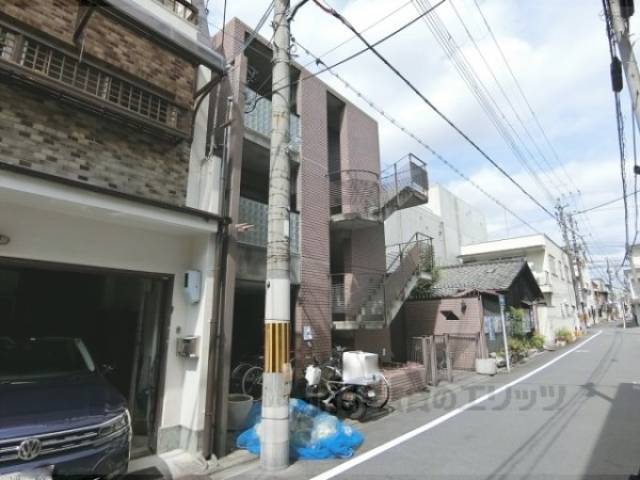ＰＩＥＲ西洞院外観写真1